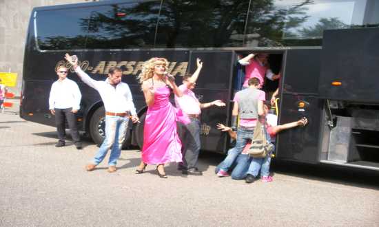 6 persoons partybus